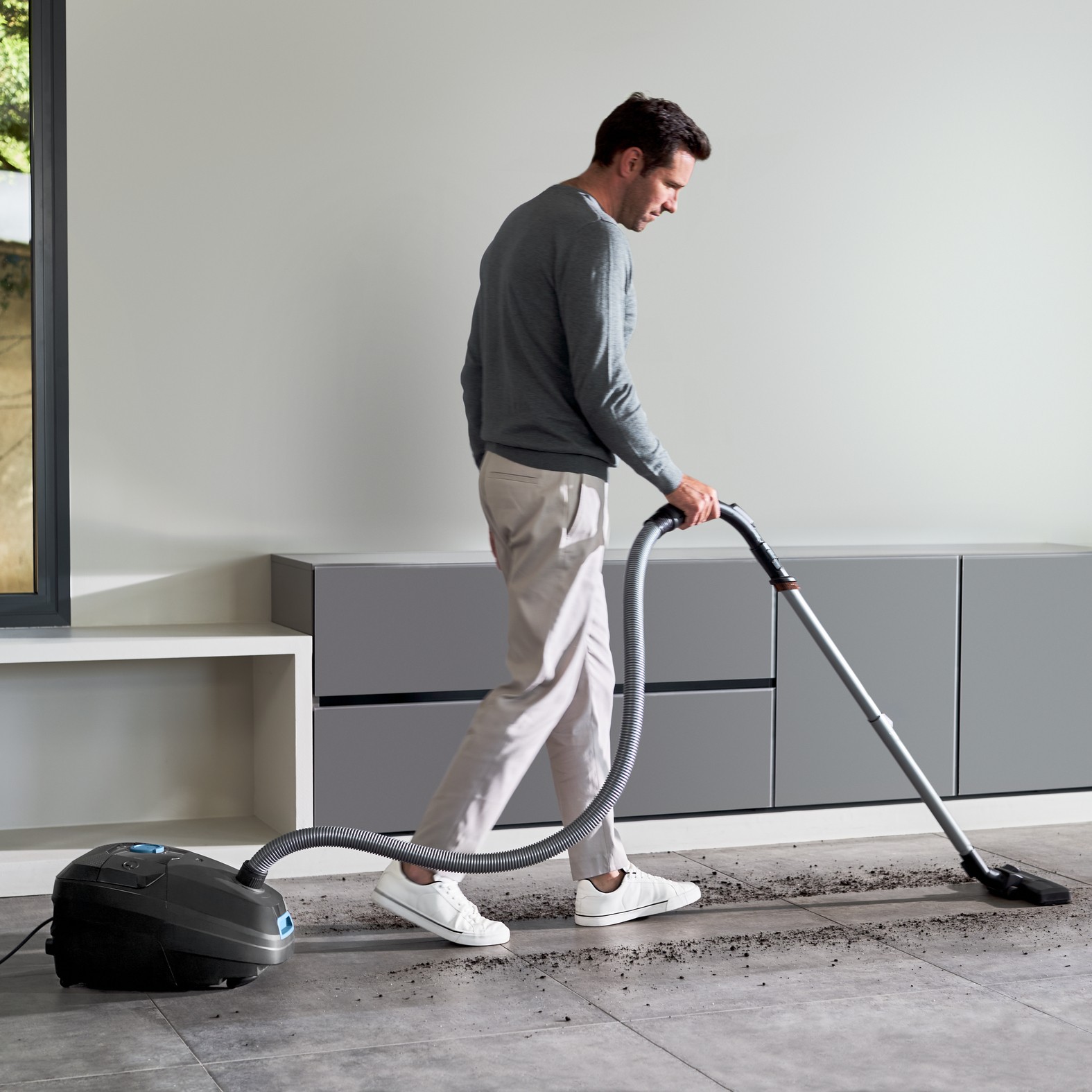 Пылесос bosch bsgl5zooo1. Пылесос tefal 1900w. Пылесос tefal silence force cyclonic tw7253ea. Пылесос тефаль с контейнером для сбора пыли без проводной. Tefal green force max tw4931ea.