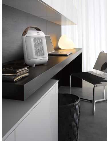 TERMOVENTILATORI: vendita online DE_LONGHI HFX30C18.IW TERMOV. 1800 W. CERAM. VERT. BIANCO PERLA in offerta