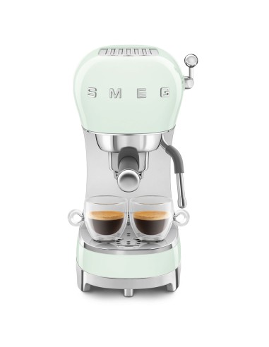 MACCHINE CAFFE' ESPRESSO: vendita online SMEG ECF02PGEU MACCHINA DA CAFFE' ESPRESSO MANUALE VERDE PASTELLO in offerta