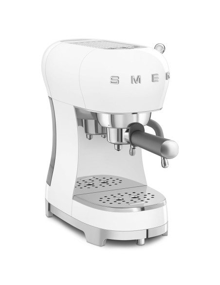 MACCHINE CAFFE' ESPRESSO: vendita online SMEG ECF02WHEU MACCHINA DA CAFFE' ESPRESSO MANUALE BIANCA in offerta