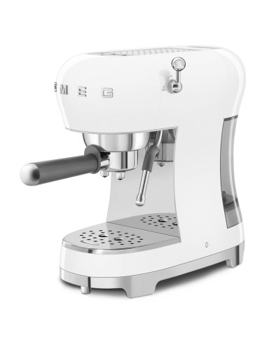 MACCHINE CAFFE' ESPRESSO: vendita online SMEG ECF02WHEU MACCHINA DA CAFFE' ESPRESSO MANUALE BIANCA in offerta