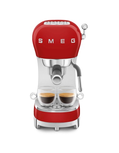 MACCHINE CAFFE' ESPRESSO: vendita online SMEG ECF02RDEU MACCHINA CAFFE'   ESPRESSO ROSSA in offerta