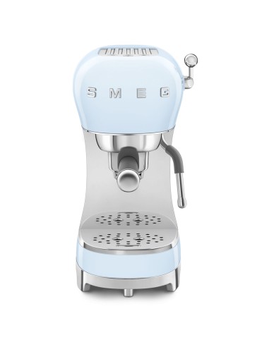 MACCHINE CAFFE' ESPRESSO: vendita online SMEG ECF02PBEU MACCHINA CAFFE' ESPRESSO AZZURRO in offerta
