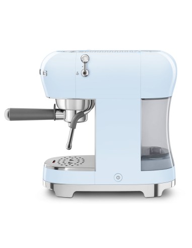 MACCHINE CAFFE' ESPRESSO: vendita online SMEG ECF02PBEU MACCHINA CAFFE' ESPRESSO AZZURRO in offerta