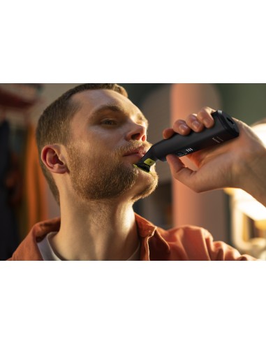 PHILIPS QP6542/15 ONEBLADE PRO 360 REGOLABARBA FACE & BODY
