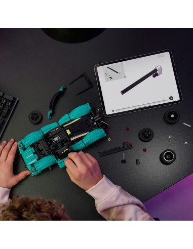 LEGO TECHNIC ASTON MARTIN VALKYRIE