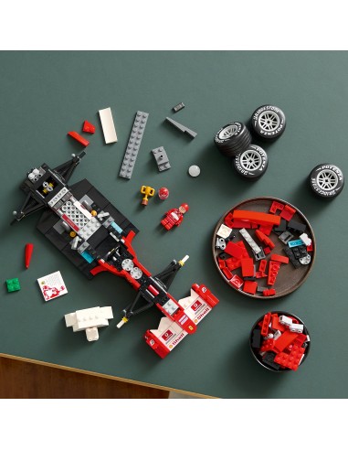 LEGO ICONS FERRARI F2004 E MICHAEL SCHUMACHER
