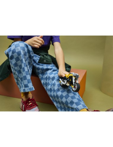 LEGO TECHNIC MOTO GIALLA