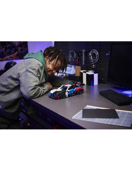 LEGO TECHNIC AUTO DA CORSA BMW M4 GT3 EVO