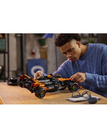 LEGO TECHNIC AUTO MCLAREN MCL39 F1