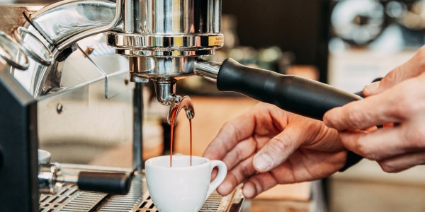 Macchine da caffè manuali: il segreto per un espresso perfetto a casa