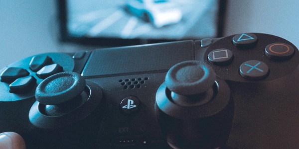 Black Friday 2021: meglio acquistare Playstation 4 o 5?
