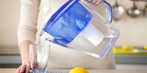 Meglio caraffa filtrante Laica o Brita: qual è la migliore?